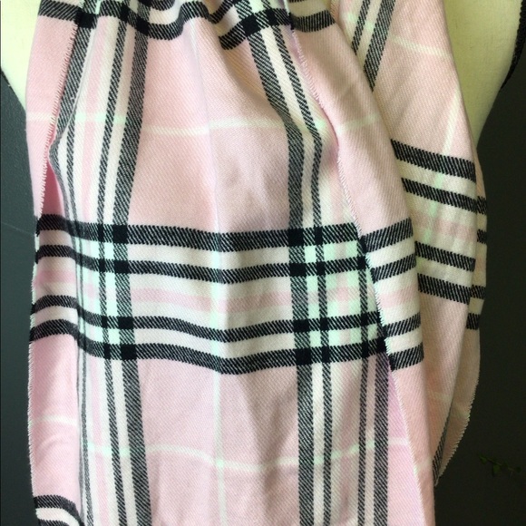 Pink Plaid Scarf - Picture 2 of 3